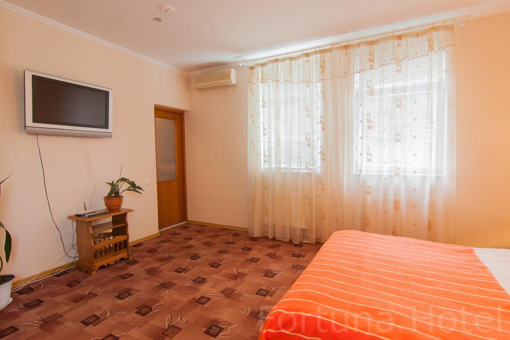 Fortuna Hotel Chişinau Exteriör bild