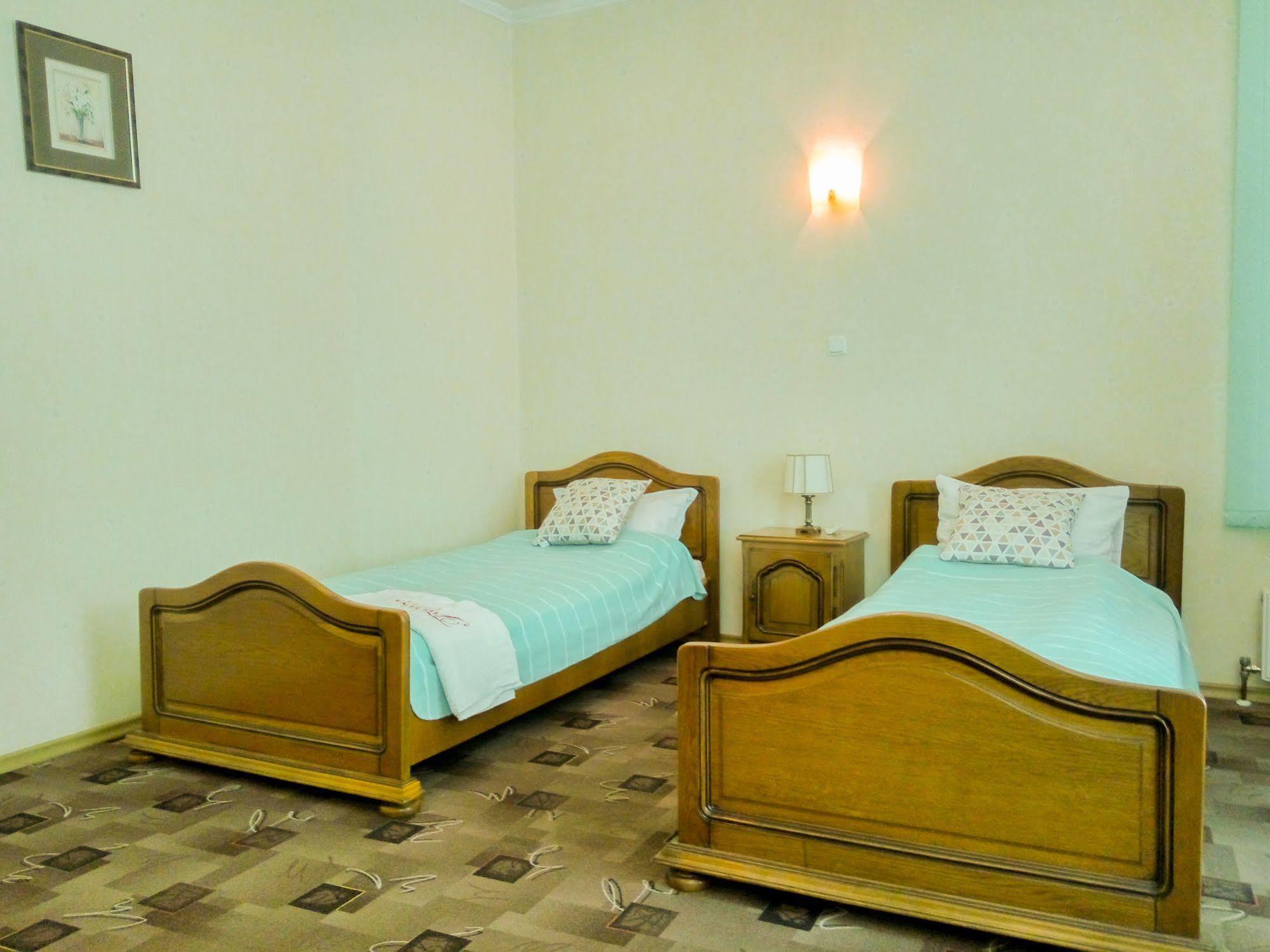 Fortuna Hotel Chişinau Exteriör bild